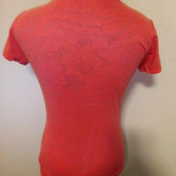 Aeropostale Coral T-shirt - Picture 2 of 2